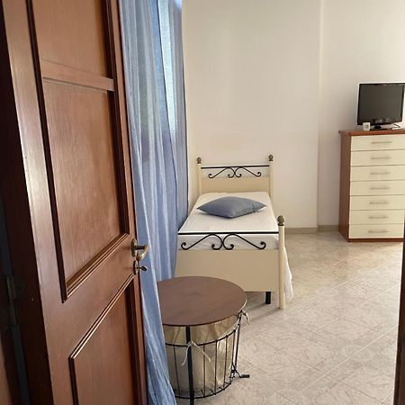 Smit House Bed & Breakfast Торе дел'Орсо Екстериор снимка