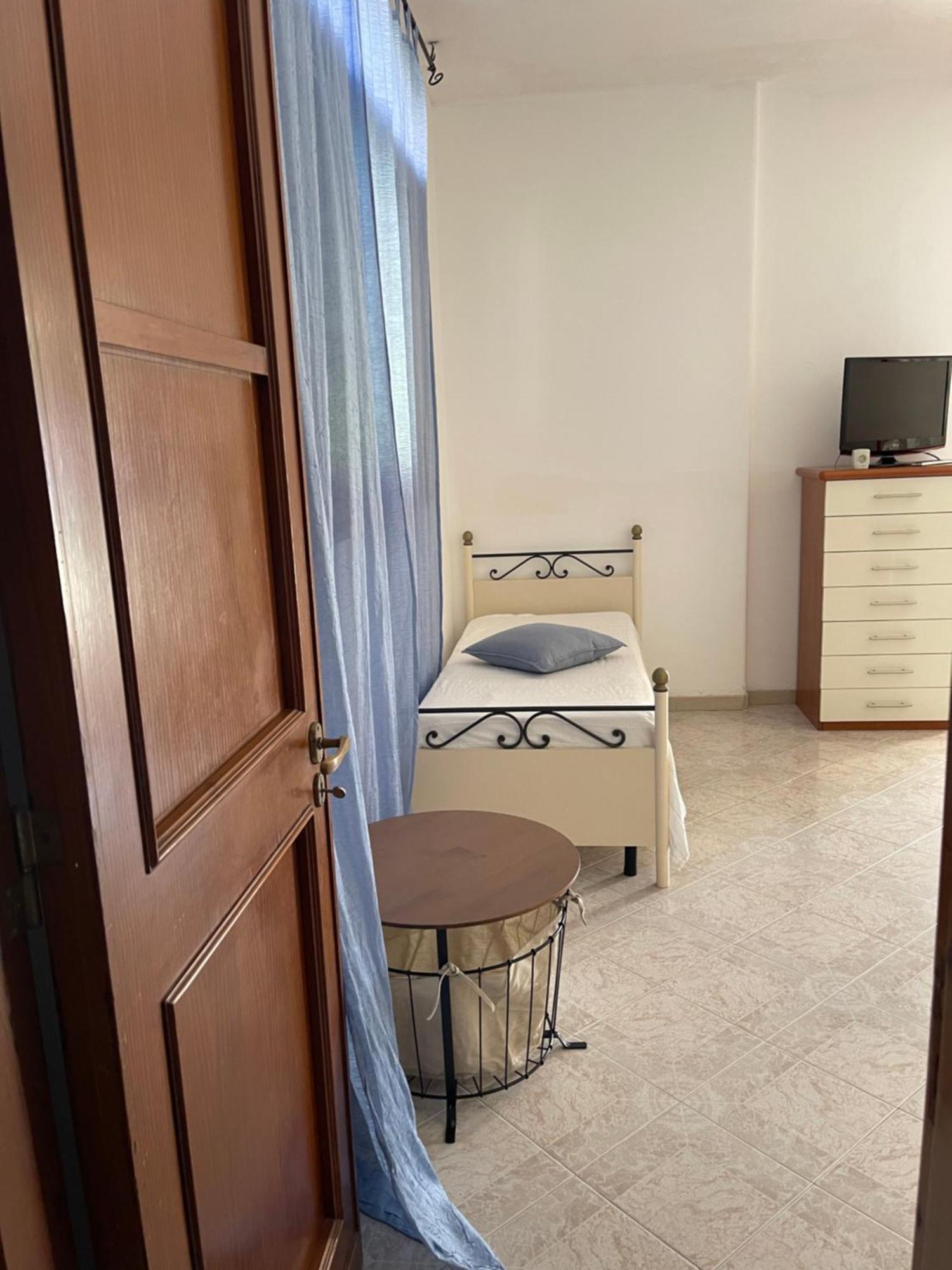 Smit House Bed & Breakfast Торе дел'Орсо Екстериор снимка
